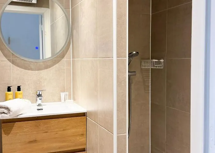 Apartment Cozy Studio With Pool In Middelkerke 4 Guests *